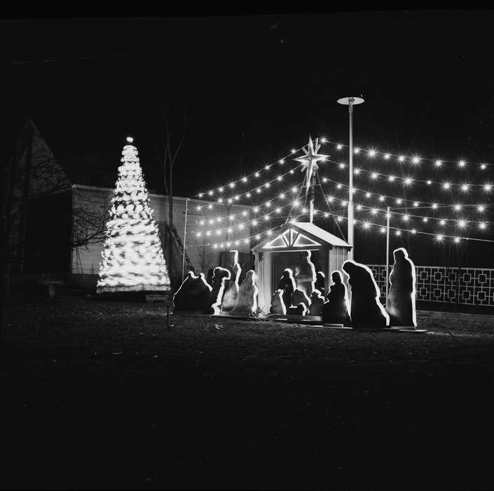 Iowa, christmas lights, Religion, IA, United States, Photos, historic, christmas tree, Coon Rapids, Holidays, history, Winter, ia, Coon Rapids Enterprise, nativity