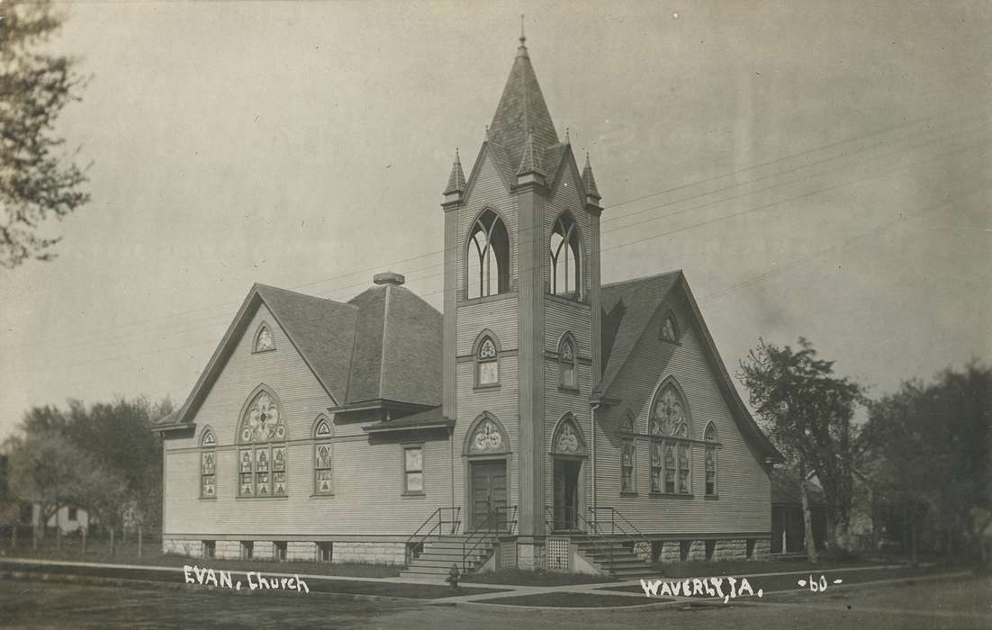 church, street corner, Religious Structures, Waverly Public Library, Iowa History, Waverly, IA, Iowa, Religion, history of Iowa