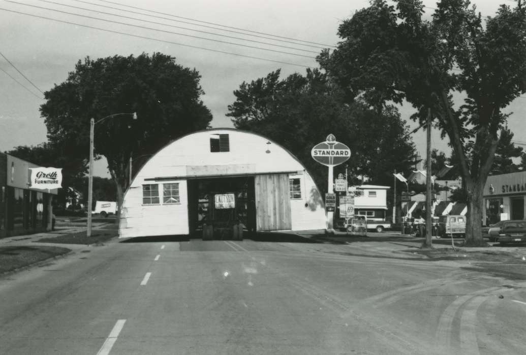 quonset, Iowa History, street, Iowa, Businesses and Factories, history of Iowa, Waverly Public Library