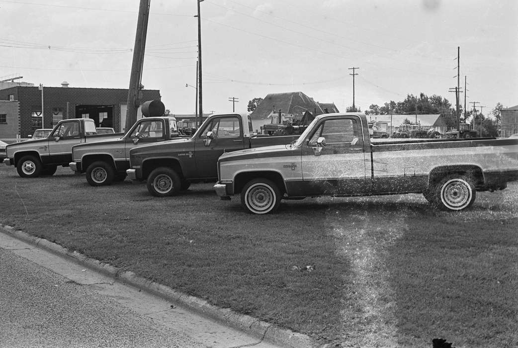 pickup truck, Cities and Towns, Coon Rapids Enterprise, Coon Rapids, cars, truck, Iowa, outside, historic, Motorized Vehicles, United States, ia, history, Photos, IA