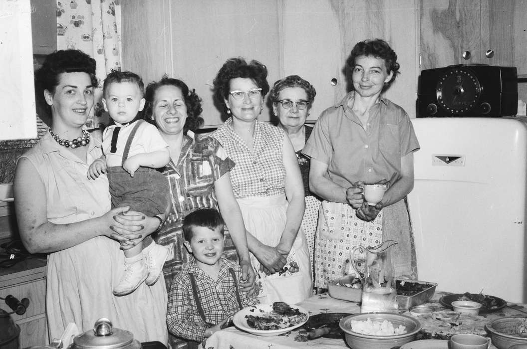 Coon Rapids Enterprise, United States, ia, IA, Coon Rapids, historic, Iowa, history, Portraits - Group, Photos