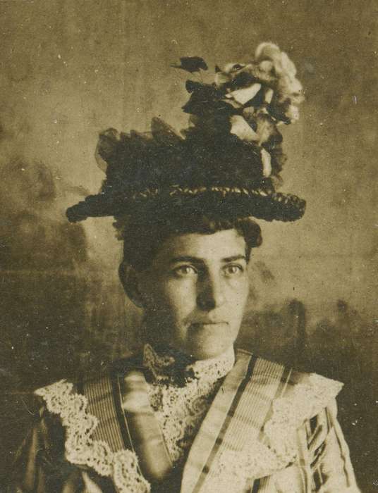 lace collar, Portraits - Individual, Iowa, flowers, IA, Fredericks, Robert, Iowa History, history of Iowa, hat