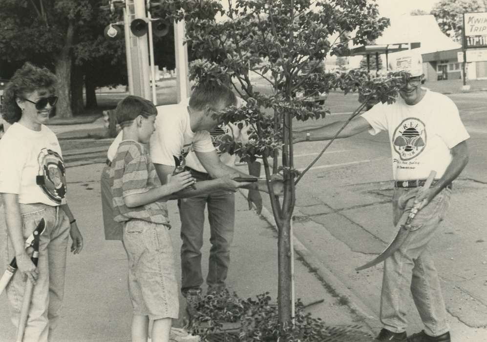 gardening, kids, Businesses and Factories, Children, Waverly Public Library, children, trees, Iowa History, Main Streets & Town Squares, gas station, Iowa, Civic Engagement, Waverly, IA, history of Iowa, Cities and Towns