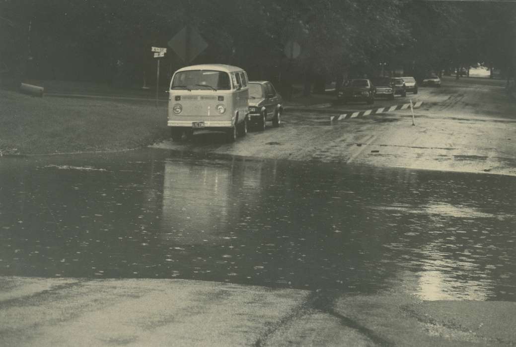 history of Iowa, Cities and Towns, vw, street flooded, Waverly Public Library, Floods, Iowa History, Iowa, Motorized Vehicles, Main Streets & Town Squares