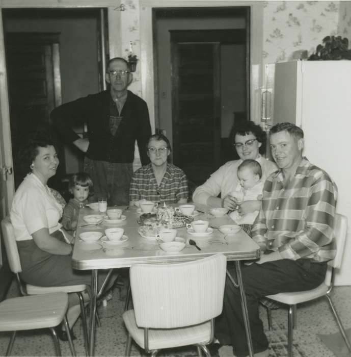 kitchen, Children, Homes, Eilderts, Carol, Food and Meals, Holidays, Portraits - Group, history of Iowa, New Hartford, IA, Iowa History, Families, tea, Iowa
