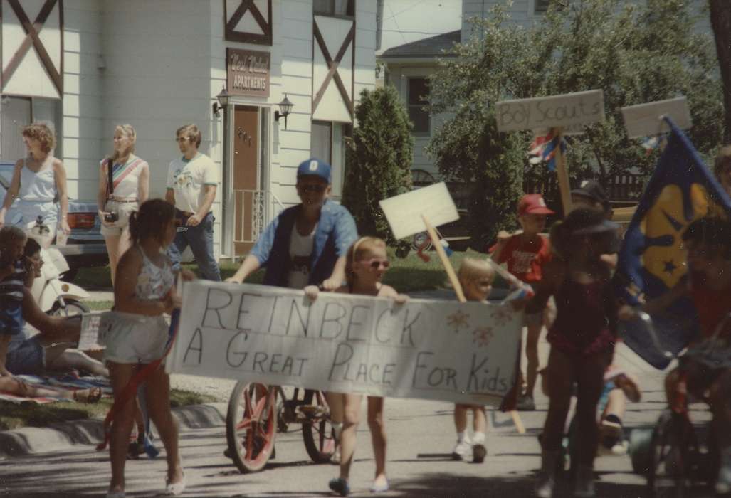 Children, parade, Iowa History, apartment, Iowa, history of Iowa, East, Lindsey, bicycle, Cities and Towns, Reinbeck, IA, Entertainment