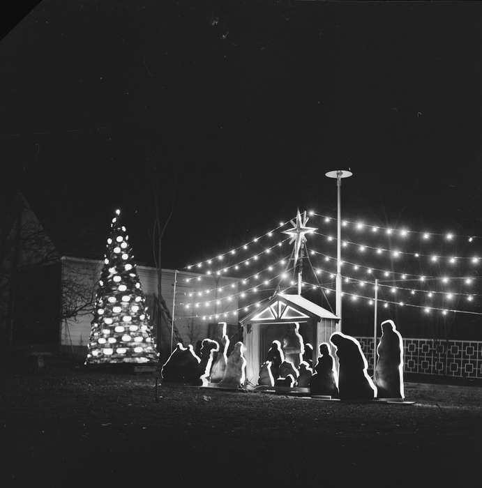 Iowa, christmas lights, Religion, Photos, historic, christmas tree, Holidays, history, Winter, christmas, ia, Coon Rapids Enterprise, nativity