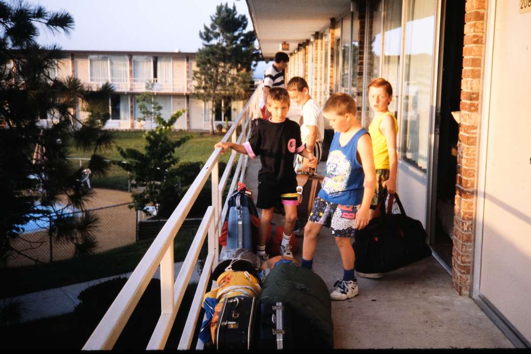 ia, second grade missouri trip, Schools and Education, Iowa, history, Photos, Coon Rapids Enterprise, Children, missouri trip, historic, United States, MO, school trip