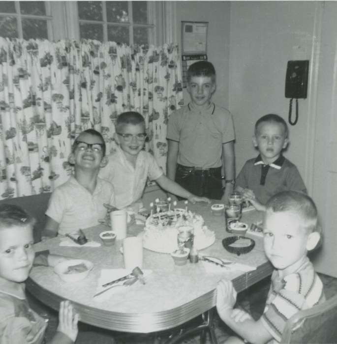 boys, birthday, Food and Meals, Iowa, Council Bluffs, IA, birthday party, birthday cake, Iowa History, Henderson, Dan, history of Iowa, Children, brothers