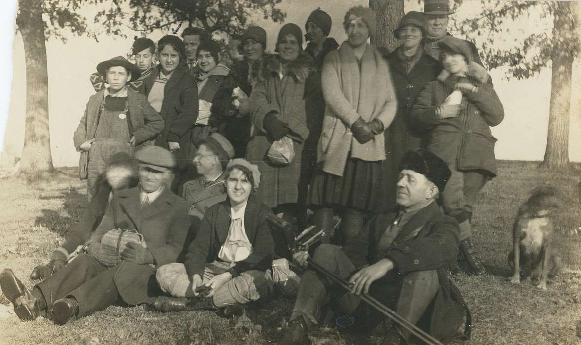 Ager and Coy, history, historic, ia, Iowa, Children, Animals, Photos, Portraits - Group