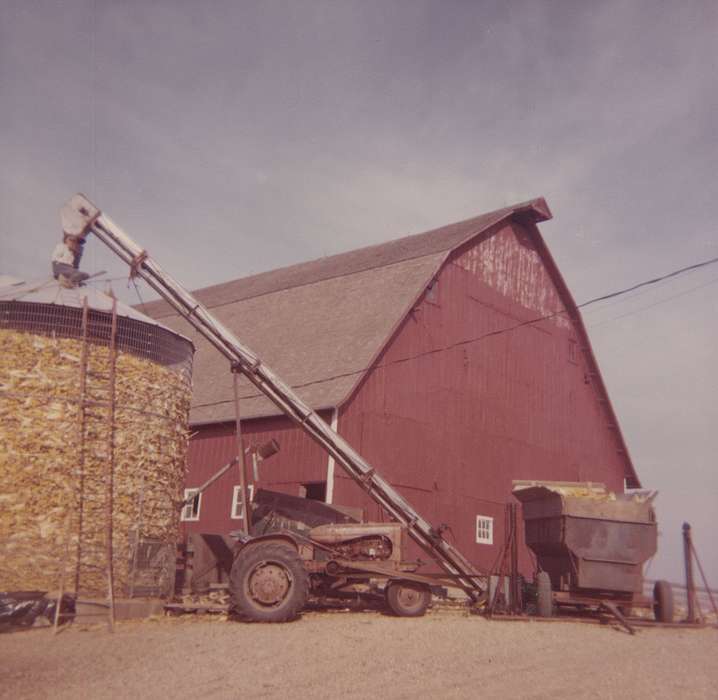 Iowa, Feddersen, Margaret, Barns, Farming Equipment, Farms, Calamus, IA, corn, Iowa History, history of Iowa, tractor