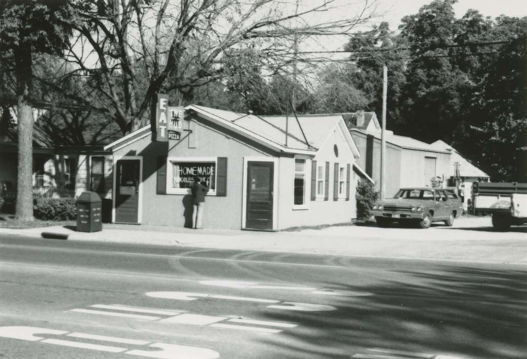 bar, main street, Cities and Towns, Iowa History, Main Streets & Town Squares, history of Iowa, Waverly Public Library, restaurant, Iowa