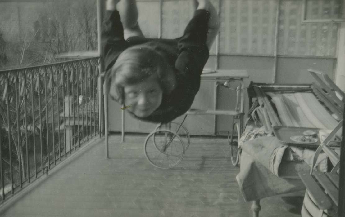 Homes, Portraits - Individual, swing, Fabos, Edith, Cities and Towns, Children, Leisure