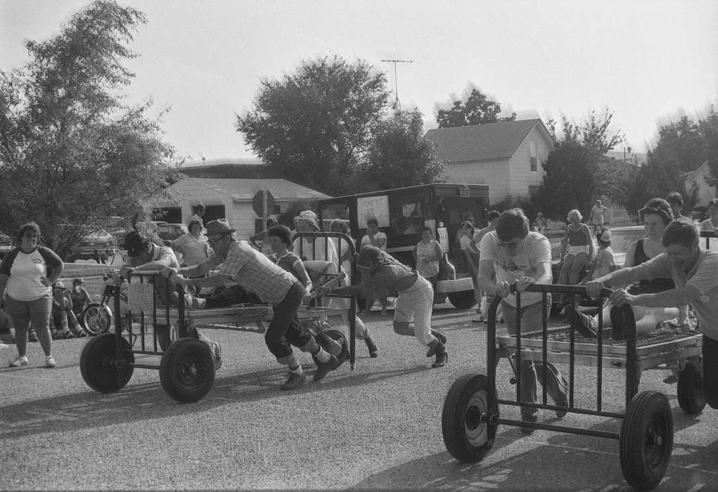 Cities and Towns, Coon Rapids Enterprise, Coon Rapids, bed, Iowa, historic, Fairs and Festivals, United States, ia, history, Photos, IA, race