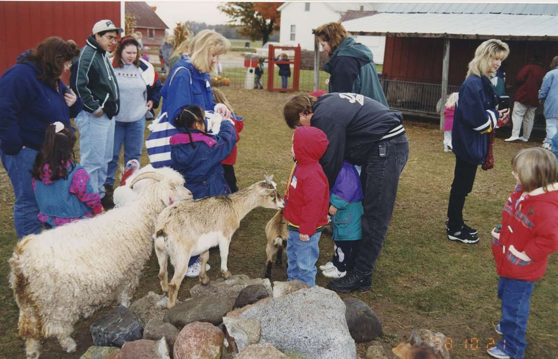 Children, Outdoor Recreation, Twitchell, Hannah, Grinnell, IA, Animals, Iowa, history of Iowa, Iowa History, goat, Entertainment, petting zoo