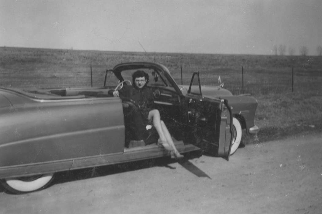 field, Portraits - Individual, Douglas, Kathryn, Iowa, Iowa History, history of Iowa, Motorized Vehicles, legs, convertible, car, IA