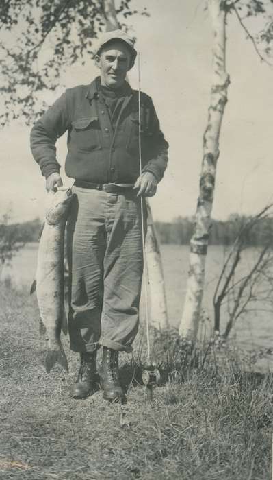 McMurray, Doug, fishing, fishing rod, Portraits - Individual, Outdoor Recreation, Iowa History, Travel, Iowa, Inguadona, MN, history of Iowa, fish