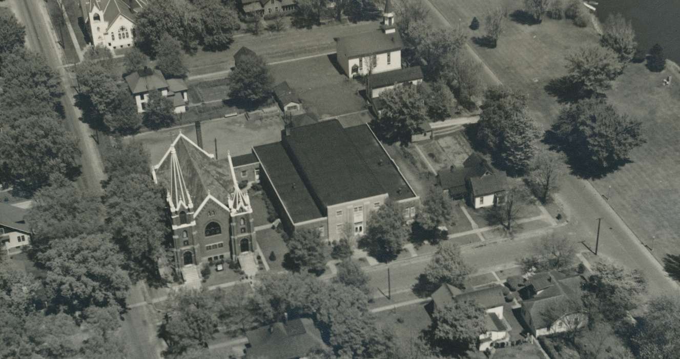 Waverly Public Library, Cities and Towns, Schools and Education, Iowa History, aerial, Waverly, IA, st. paul's lutheran church, Aerial Shots, Iowa, history of Iowa, church, Religious Structures