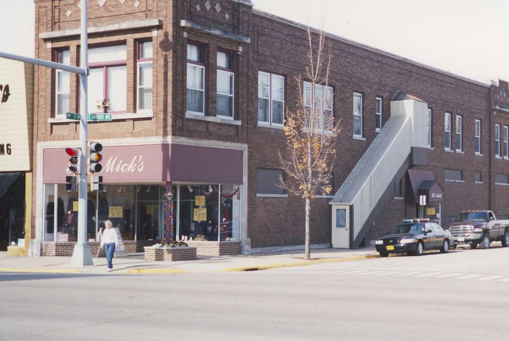 Waverly Public Library, crosswalk, Cities and Towns, Iowa History, history of Iowa, Waverly, IA, Businesses and Factories, Main Streets & Town Squares, Motorized Vehicles, storefront, correct date needed, Iowa