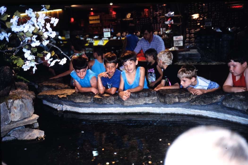 ia, second grade missouri trip, Schools and Education, Iowa, history, Photos, Coon Rapids Enterprise, Children, missouri trip, historic, United States, MO, school trip