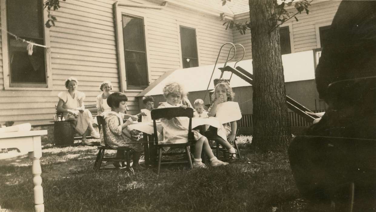 Children, table, oak tree, Iowa History, Schools and Education, UNI Special Collections & University Archives, Iowa, slide, iowa state teachers college, chair, Food and Meals, Cedar Falls, IA, uni, table cloth, history of Iowa, university of northern iowa