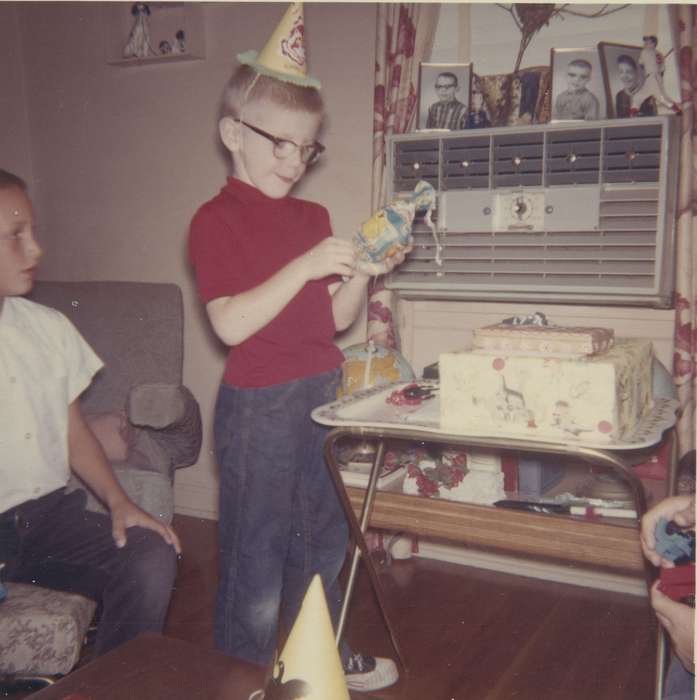 Families, birthday party, Iowa History, Council Bluffs, IA, history of Iowa, Children, Henderson, Dan, Iowa, birthday, boy
