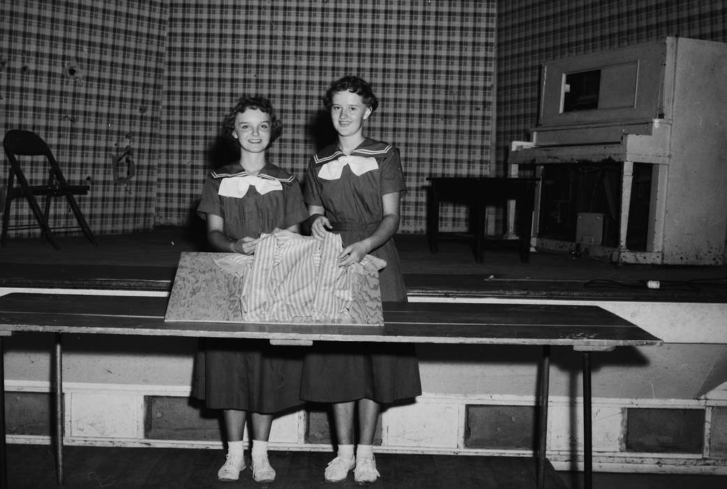 Portraits - Group, 4h, Iowa, IA, United States, presentation, Photos, Schools and Education, historic, Coon Rapids, Fairs and Festivals, girls, history, piano, ia, Coon Rapids Enterprise, Children