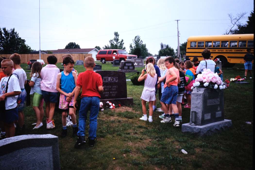 ia, school trip, second grade missouri trip, Iowa, history, United States, Photos, graveyard, Coon Rapids Enterprise, Portraits - Group, Children, missouri trip, historic, bus, MO, field trip