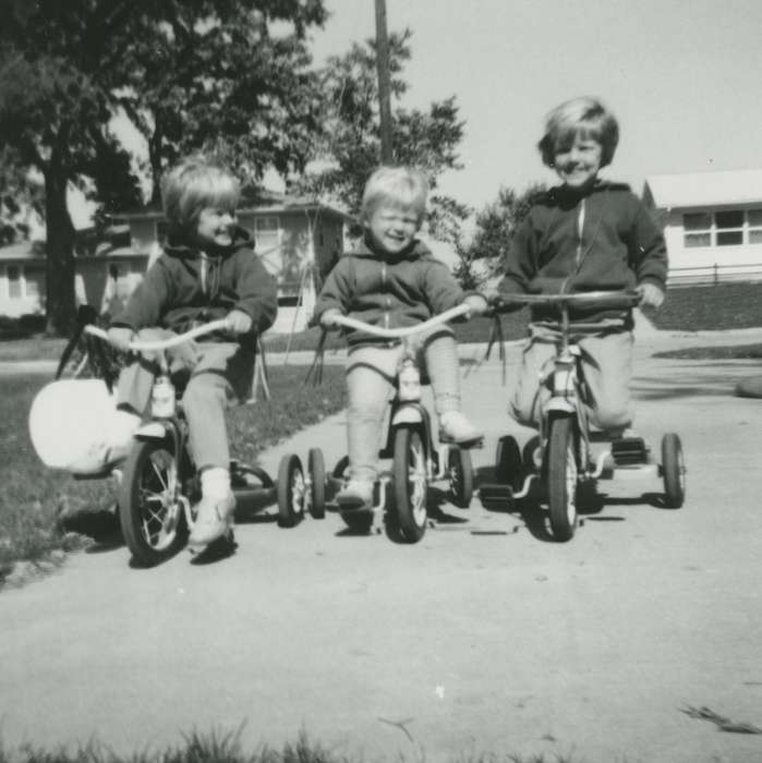Cities and Towns, Leisure, Children, Whitfield, Carla & Richard, Iowa History, Rock Island, IL, Iowa, bicycle, history of Iowa, Portraits - Group, tricycle