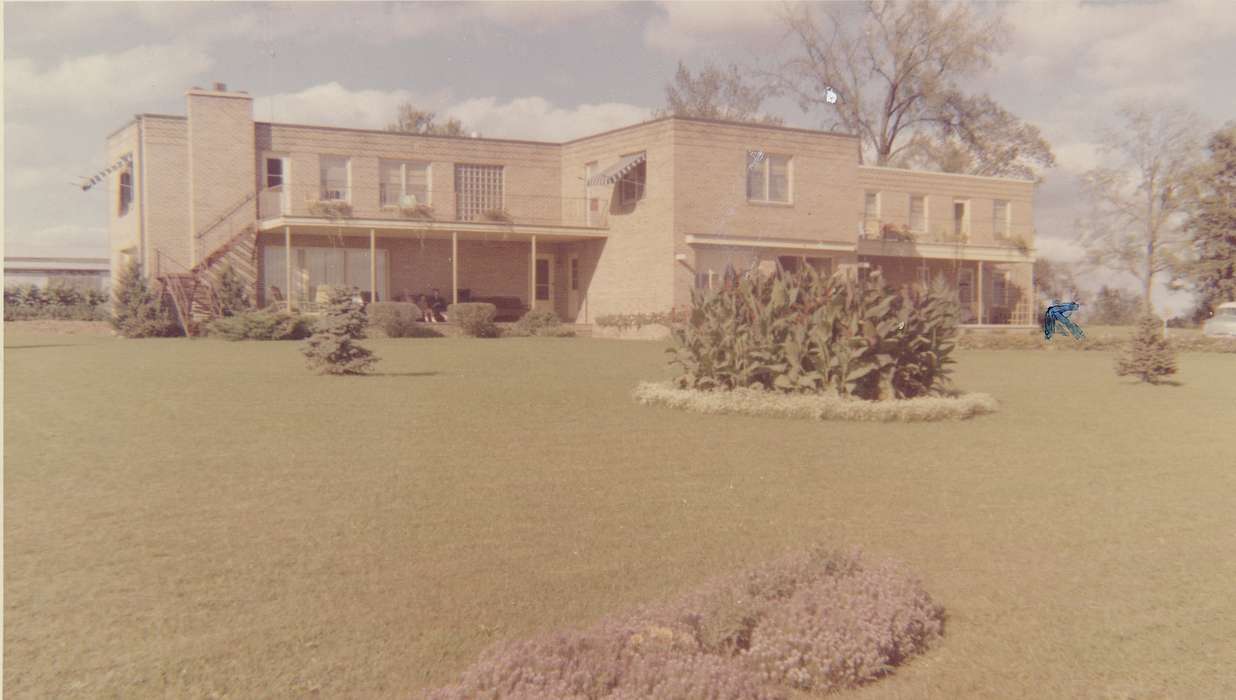 Children, Homes, car, correct date needed, Waverly Public Library, Iowa, Motorized Vehicles, historic, Bremer, plants, Photos, history, family, Waverly, home, United States, ia, IA