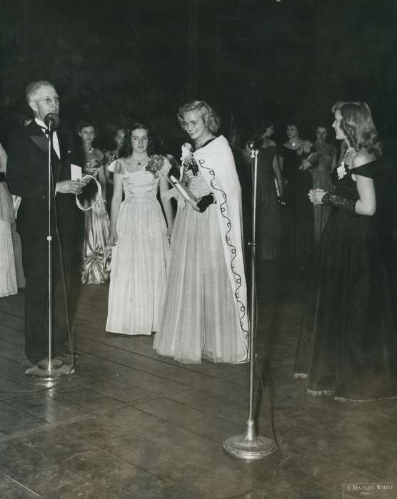national cattle congress, cattle congress, Photos, history, ia, IA, historic, Black Hawk, Iowa, Waterloo, microphone, Fairs and Festivals, Grout Museum of History and Science, United States, dairy princess