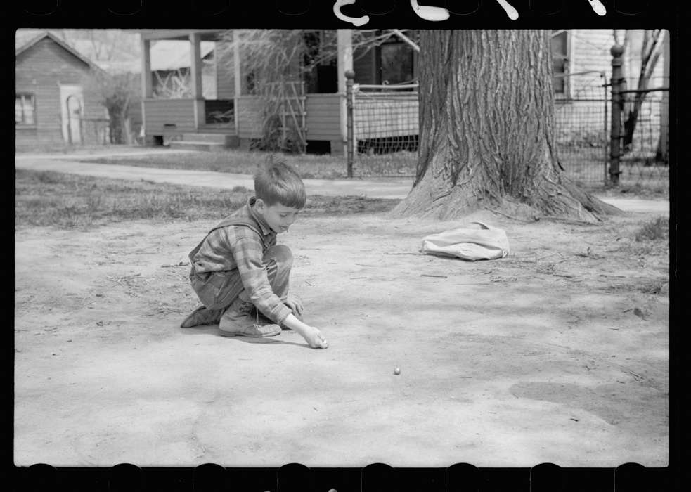 kid, playing, Library of Congress, game, Cities and Towns, history of Iowa, play, tree trunk, tree, Iowa, silly, bark, Iowa History, Leisure, Children