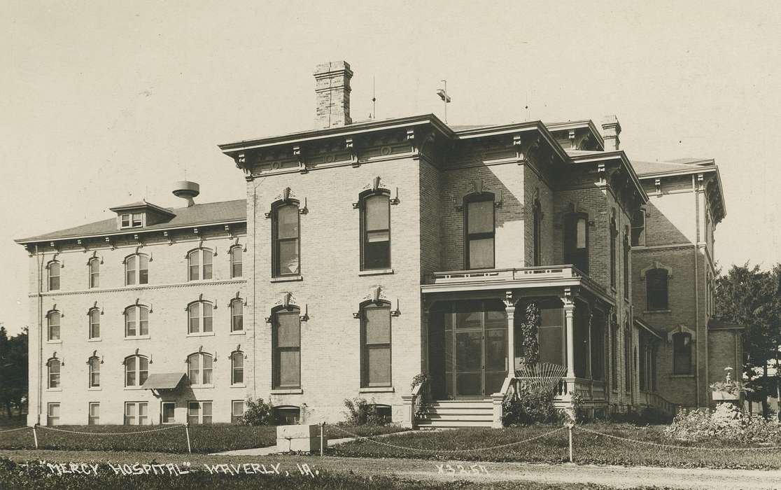 windows, cross, screened porch, hospital, history of Iowa, Hospitals, mercy hospital, Iowa, Iowa History, Meyer, Mary