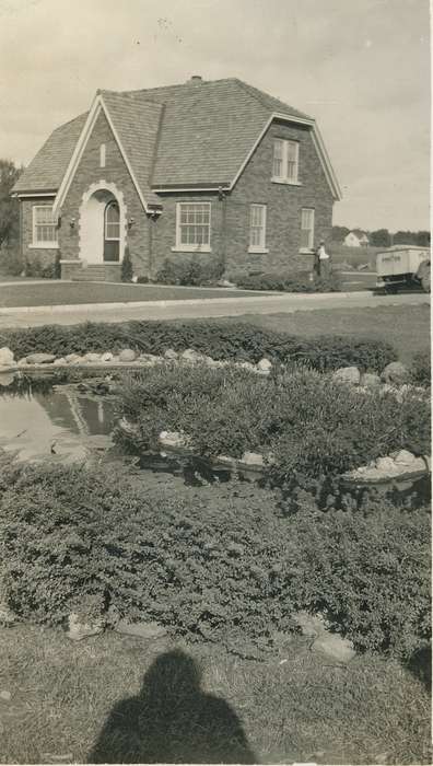 houses, Homes, truck, correct date needed, shadow, Waverly Public Library, nature, Iowa, Motorized Vehicles, historic, Bremer, pond, Photos, history, Waverly, United States, ia, IA