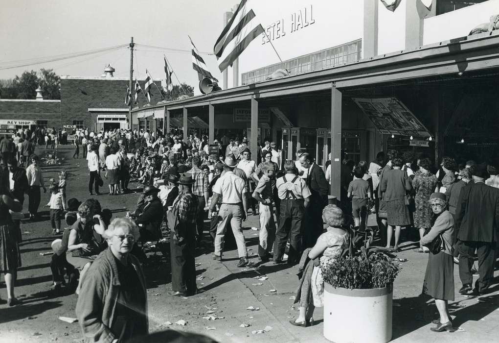 Black Hawk, cattle congress, IA, Photos, Waterloo, crowd, national cattle congress, ia, United States, history, Iowa, Grout Museum of History and Science, historic, Fairs and Festivals