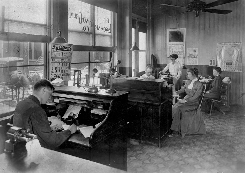 Iowa, office, desk, secretary, fan, Moline, IL, calendar, Iowa History, history of Iowa, Lemberger, LeAnn, telephone, Businesses and Factories
