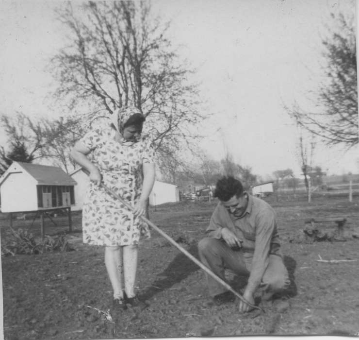 Iowa, rake, Farming Equipment, Bouck, Sharon, Iowa History, Waterloo, IA, history of Iowa, Farms, Labor and Occupations