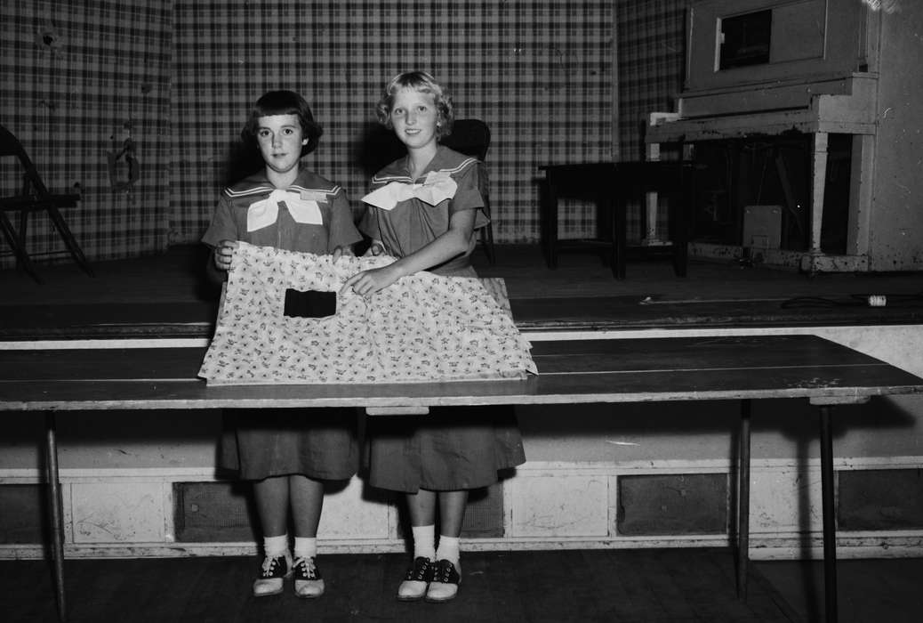 Portraits - Group, 4h, Iowa, IA, United States, presentation, Photos, Schools and Education, historic, Coon Rapids, Fairs and Festivals, girls, history, piano, ia, Coon Rapids Enterprise