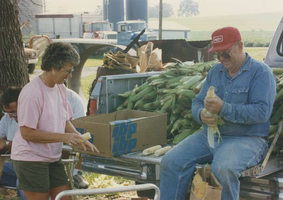 shucking corn, corn, Iowa, Iowa History, Food and Meals, husking corn, Douds, IA, farmer, Love, Susan, Motorized Vehicles, history of Iowa, Farms
