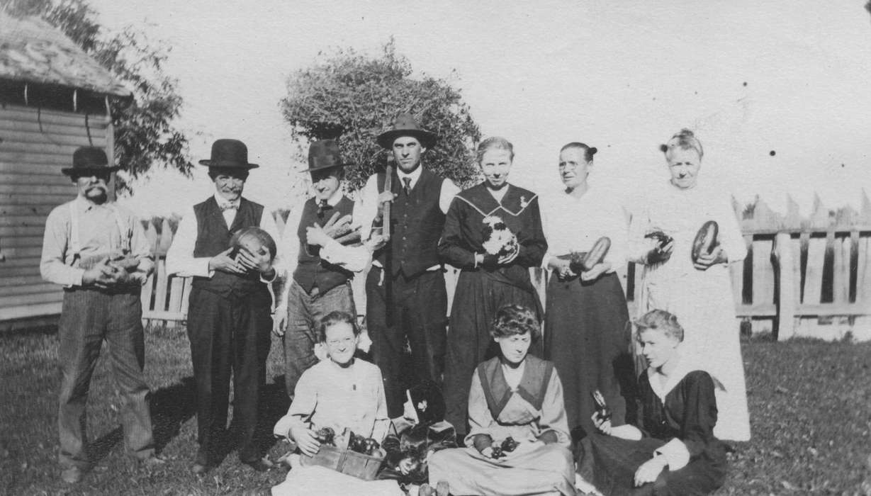 vegetables, Farms, IA, cucumber, watermelon, Food and Meals, Portraits - Group, Iowa History, history of Iowa, Busse, Victor, Families, Iowa