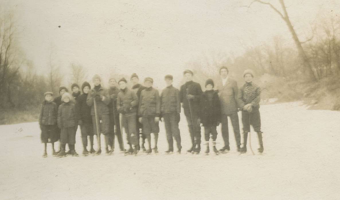 Winter, Outdoor Recreation, hockey, Portraits - Group, Iowa, McMurray, Doug, Webster City, IA, skating, Iowa History, history of Iowa