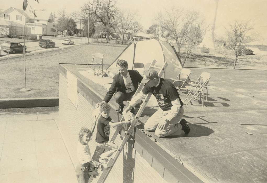 Entertainment, elementary school, children, Waverly Public Library, Children, Schools and Education, Iowa History, roof, Portraits - Group, Waverly, IA, books, Iowa, Labor and Occupations, principal, history of Iowa