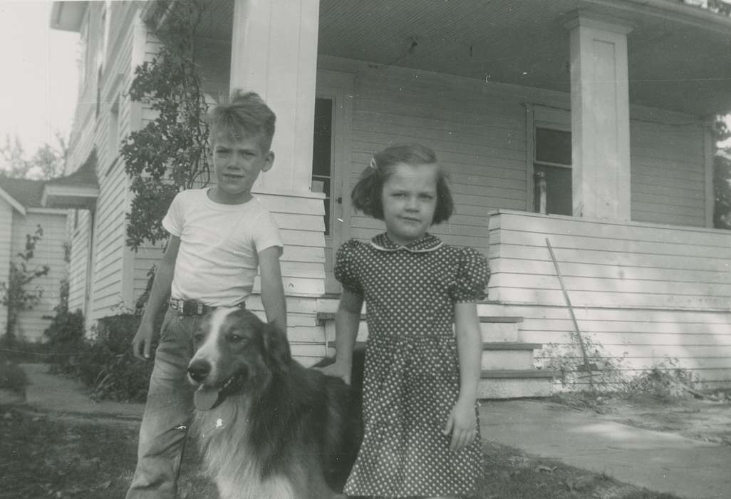 dog, Animals, porch, Homes, Children, Iowa, Iowa History, Portraits - Group, Families, history of Iowa, Cresco, IA, Tjaden, Carol