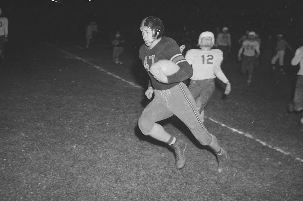 ia, football, football game, Iowa, history, IA, football team, United States, Coon Rapids, Photos, football player, Children, Coon Rapids Enterprise, historic, Sports