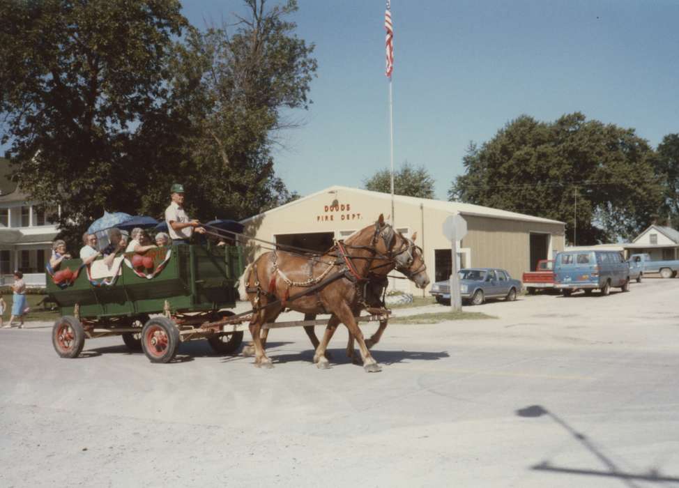 Animals, Cities and Towns, wagon, parade, Iowa History, history of Iowa, Douds, IA, Love, Troy, horse, Iowa