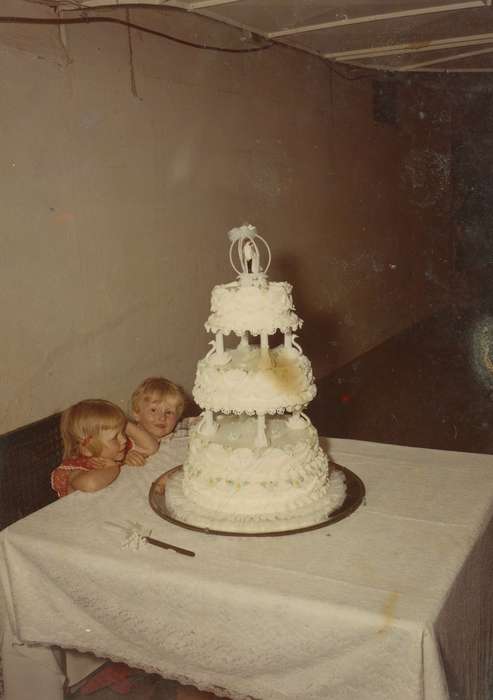 cake, Weddings, Haight, Jeannie, Iowa History, Iowa, Food and Meals, Harpers Ferry, IA, history of Iowa, Children