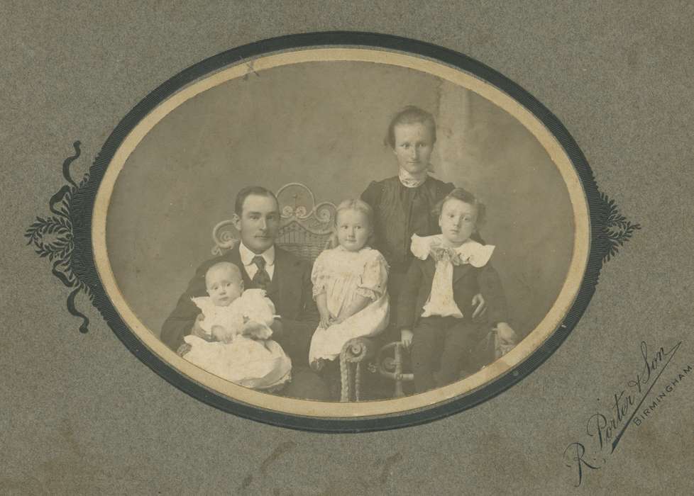 Adam, Patty, Portraits - Group, family, history of Iowa, Stockport, IA, Iowa, Iowa History
