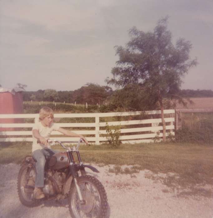 motorcycle, Farms, Children, Iowa History, Kearns, Kim, Donnellson, IA, Iowa, Motorized Vehicles, history of Iowa, dirt bike, fence
