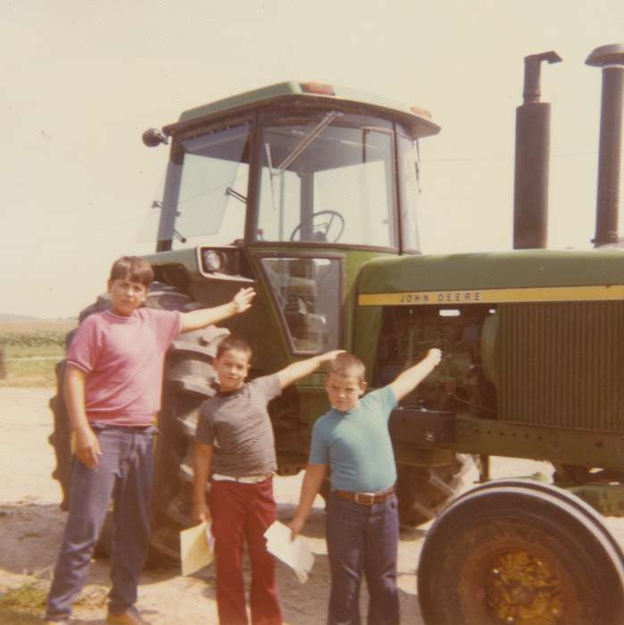 Meyers, Peggy, Farming Equipment, history of Iowa, Iowa, Children, Iowa History, Families, Schools and Education, Farms, West Liberty, IA