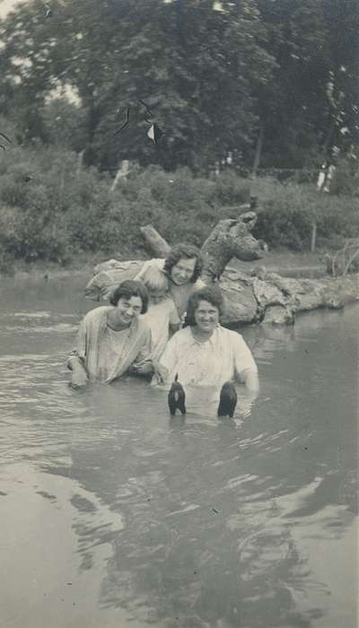 Lakes, Rivers, and Streams, Iowa, Portraits - Group, Children, University of Northern Iowa Museum, IA, history of Iowa, Iowa History